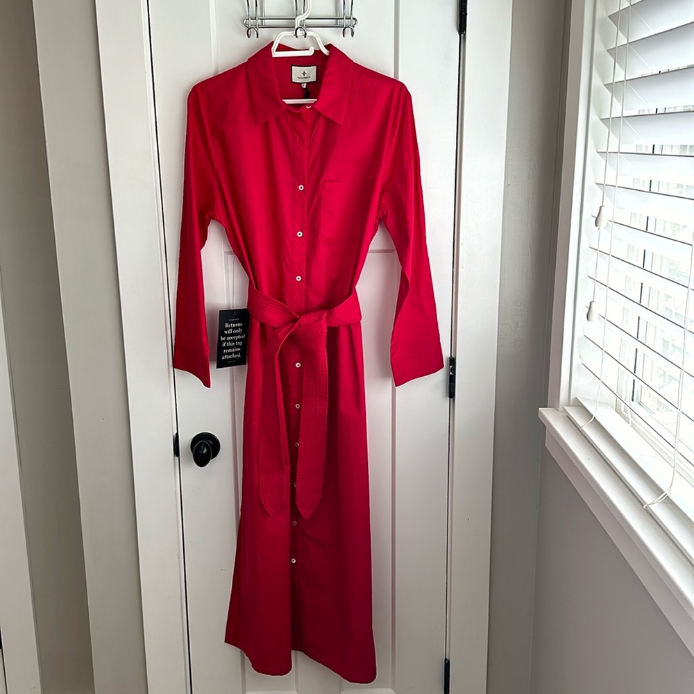 Tuckernuck Red Women’s Button Down Dress. Waist Tie. Size Large. Brand new!!